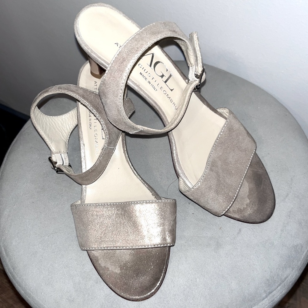 AGL ATTILIO GIUSTI LEOMBRUNI Metallic NUDE BEIGE STRAPPY SANDALS